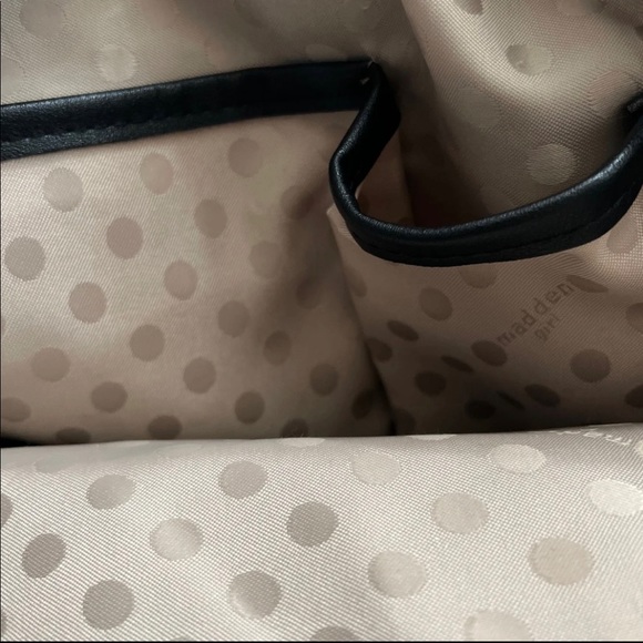 Madden Girl Plastic - Shiny - Parachute Backpack - Picture 11 of 12